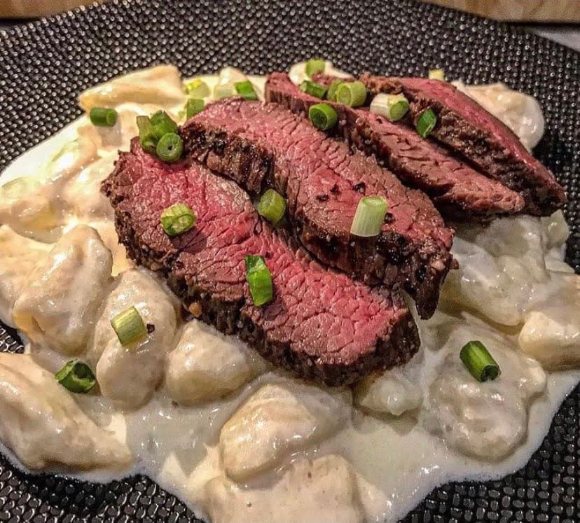 Pštrosie mäsko s domácimi gnocchi
