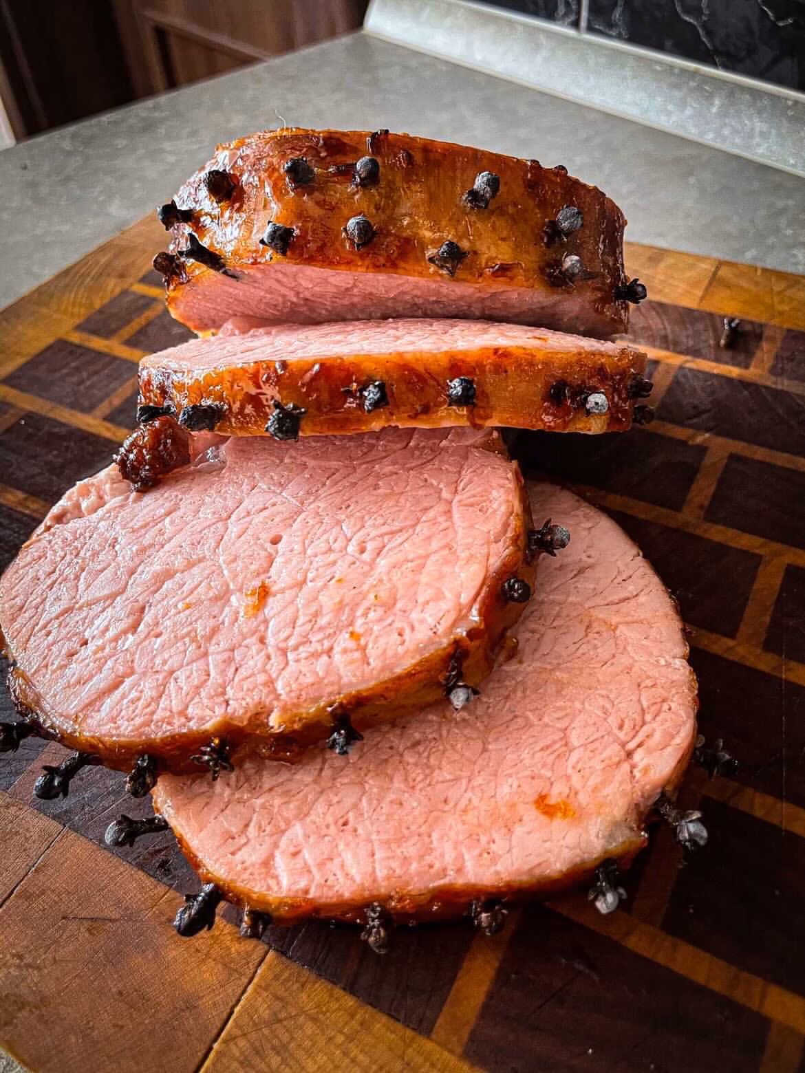 Údené karé s medovou bbq glazúrou!